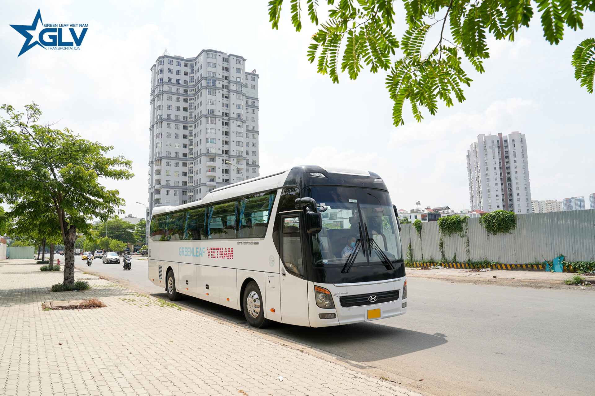 thuê xe đi tỉnh có tài xế an toàn, chất lượng