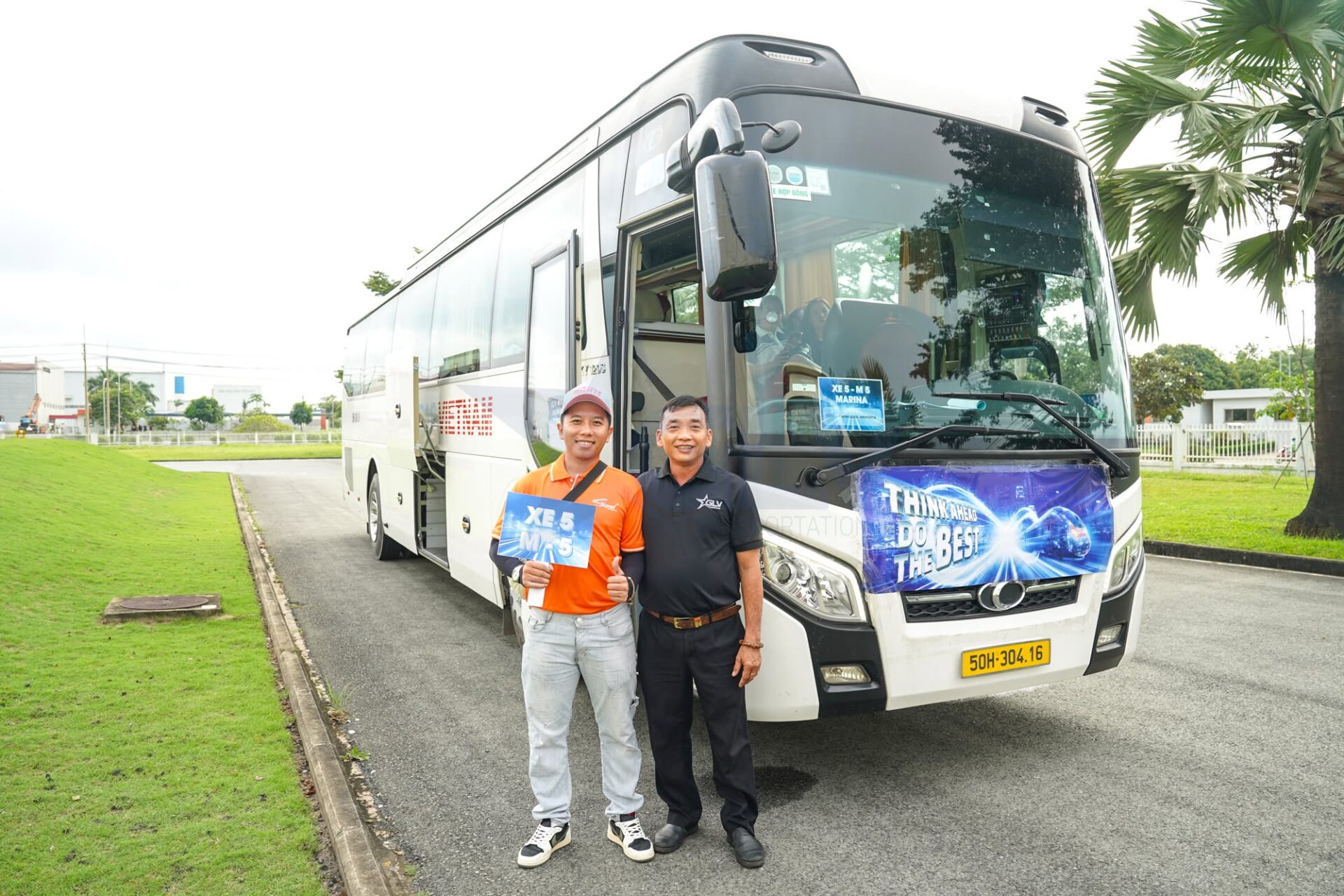 Chọn xe theo số khách thực tế giúp hợp đồng tháng đủ chỗ ngồi mà không tốn chi phí thừa