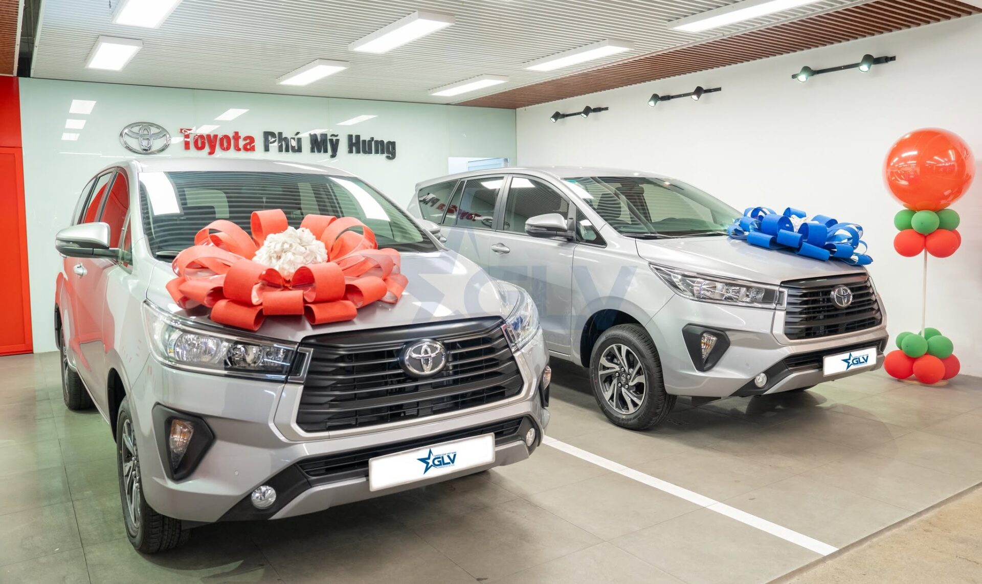 Toyota Innova và Fortuner là hai mẫu xe 7 chỗ thường dùng cho nhóm nhỏ, chuyên gia và đi công tác