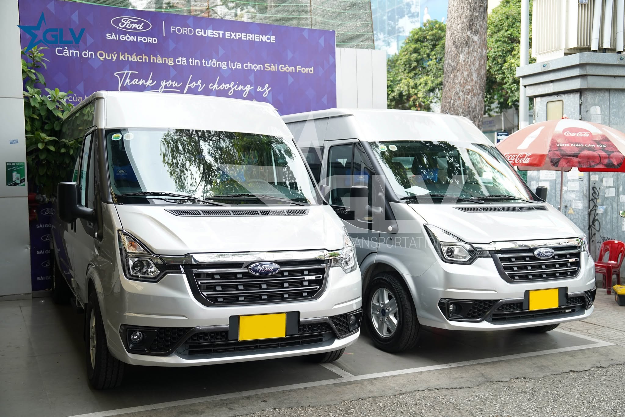 Xe 29, 34 và 47 chỗ giúp doanh nghiệp đưa đón nhân viên theo tuyến cố định, dễ điều hành giờ giấc và điểm đón